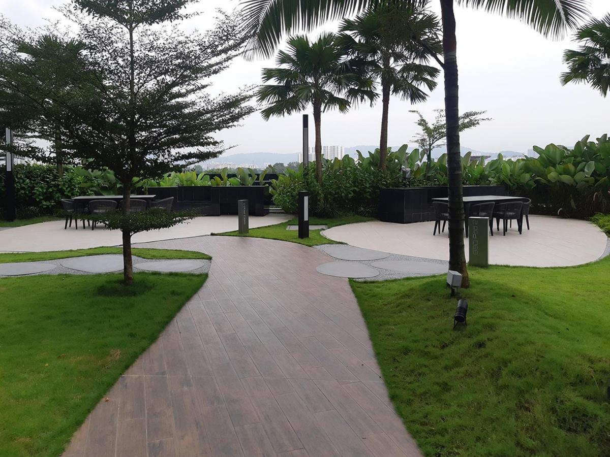 Eaton Residences Klcc By Bhs Kuala Lumpur Exterior photo
